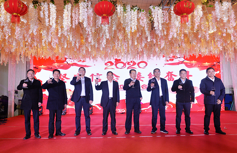 迎新晚會(huì).jpg
